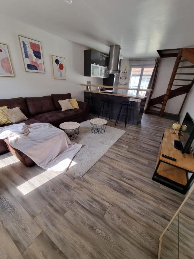 Duplex 40M2 Cocooning Coeur De Ville Avec Parking Neauphle-le-Château Exterior photo